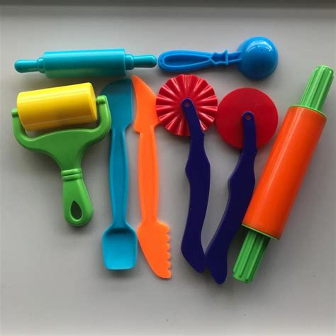 Play doh dough cutting tools set (brand new), Babies & Kids, Toys & Walkers on Carousell