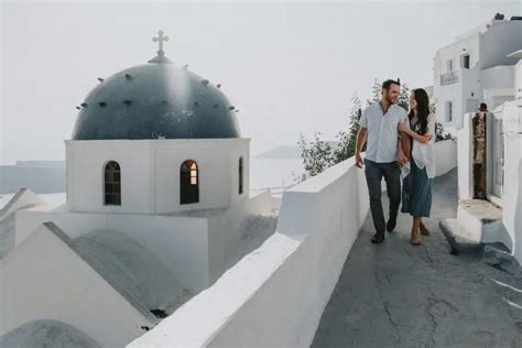 Top 10 Santorini Honeymoon Packages (2023)