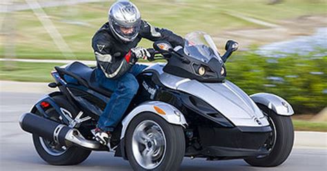 Can-Am Spyder Reviews- Can Am Spyder Price, Specs and Road Test | Cycle World