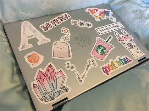 Laptop with cute/girly sticker decoration | Ideias para legendas instagram, Eletronicos, Instagram