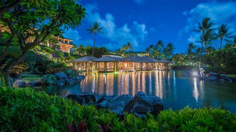 Beachfront Restaurants in Kauai | Luau | Grand Hyatt Kauai