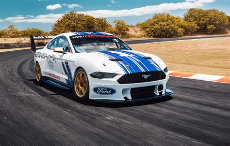 2019 Ford Mustang Australia Supercars racer roars in