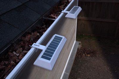 Top 10 Best Solar Gutter Lights in 2019 - IDSESMEDIA