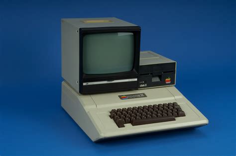 Apple II Computer | Smithsonian Institution