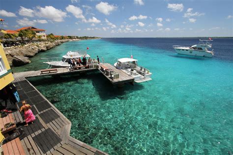 Diving Bonaire! - Ultimate Dive Travel