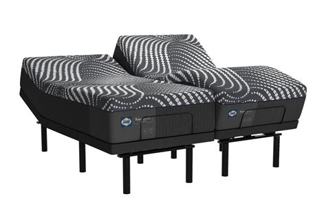 Sealy Posturepedic® Plus Hybrid High Point Plush Mattress - Sleep First