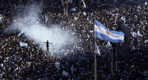 PHOTOS: Fans Celebrate Argentina's 36-Year Wait For World Cup • Channels Television