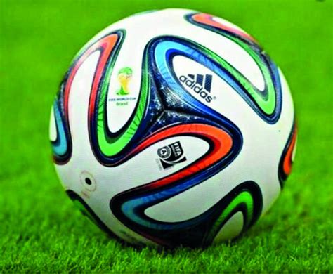 vieux Navet Trois adidas brazuca official match ball conformité Agrégat Pauvreté extrême