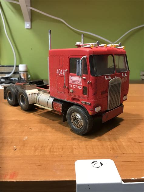 AMT weathered Kenworth - Model Trucks: Big Rigs and Heavy Equipment - Model Cars Magazine Forum