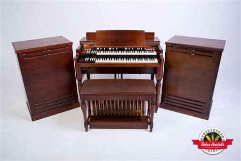 Hammond B-3 Organ and Leslie Speaker - Custom - Retro Rentals