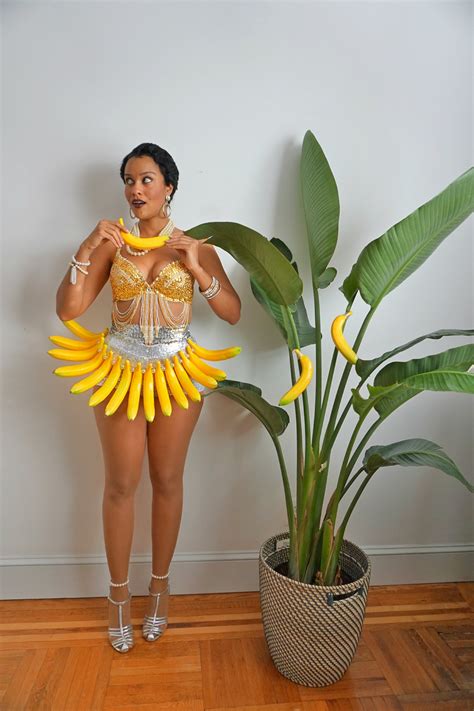 DIY HALLOWEEN COSTUME- JOSEPHINE BAKER & THE BANANA SKIRT — KRYSTLE DESANTOS