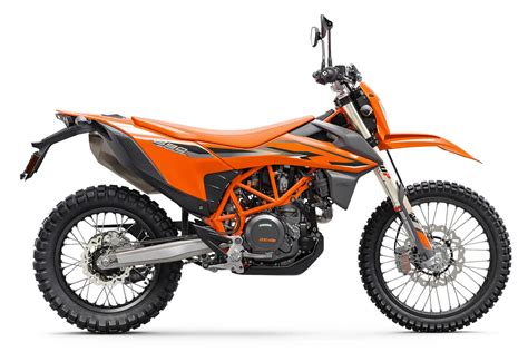 2023 KTM 690 Enduro R Buyer’s Guide [Specs, Price + Photos]