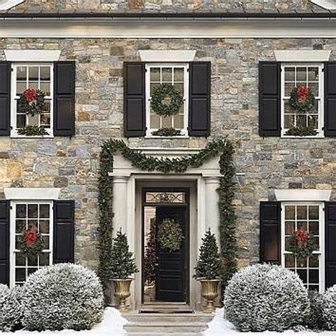 10+ Outdoor Christmas Wreaths For Windows