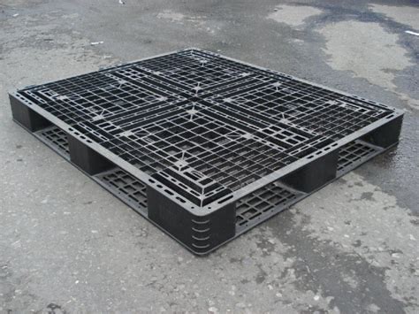 Standard Plastic Pallets 1200 X 1000mm | Used Plastic PalletsPlastic Pallets UK