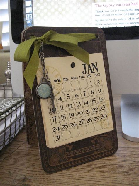 DIY Homemade Calendar Ideas to Start Your New Year - Live Enhanced