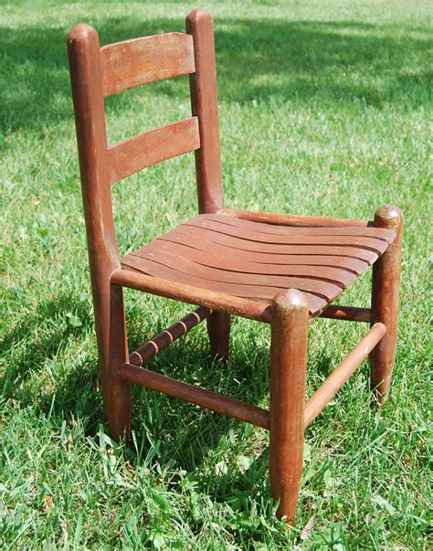 Classic Wooden Chair : Vintage Antique Ladder Back Wooden Chair Woven Seat Primitive - Wassily ...