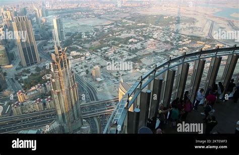 Burj khalifa observation deck 124 Stock Videos & Footage - HD and 4K Video Clips - Alamy