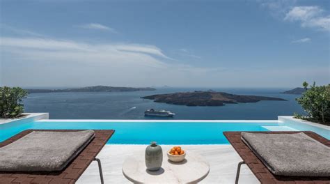 Santorini Villas Infinity Pools / Caldera Views / Luxury Villa holidays