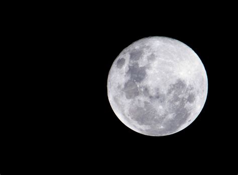 Free Stock image of Full moon in a night sky | ScienceStockPhotos.com