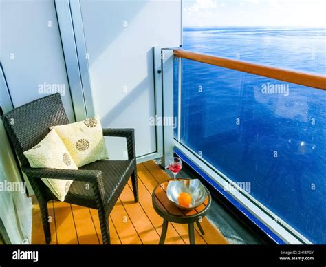 Luxurious cruise ship balcony. View on blue ocean Stock Photo - Alamy