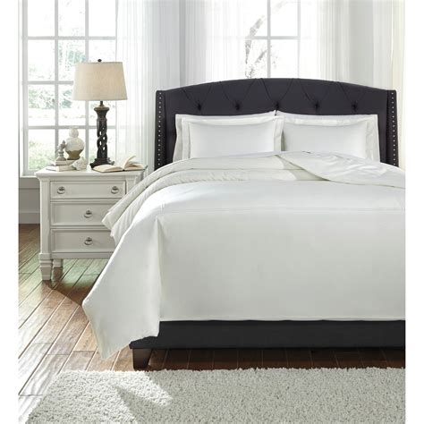 Signature Design by Ashley Furniture Bedding Sets Q781003Q Queen Maurilio White Comforter Set ...