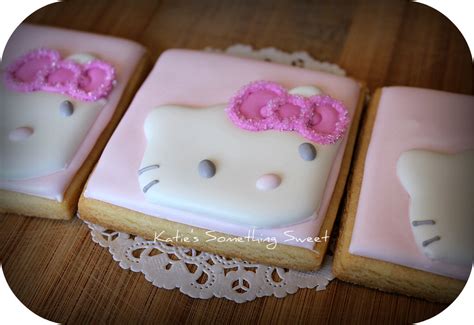 {Katie's Something Sweet}: Hello Kitty Cookies