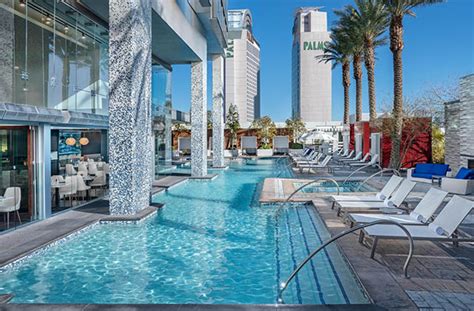 Palms Place Pool | Cabanas & Daybeds | Hours & Photos | Las Vegas