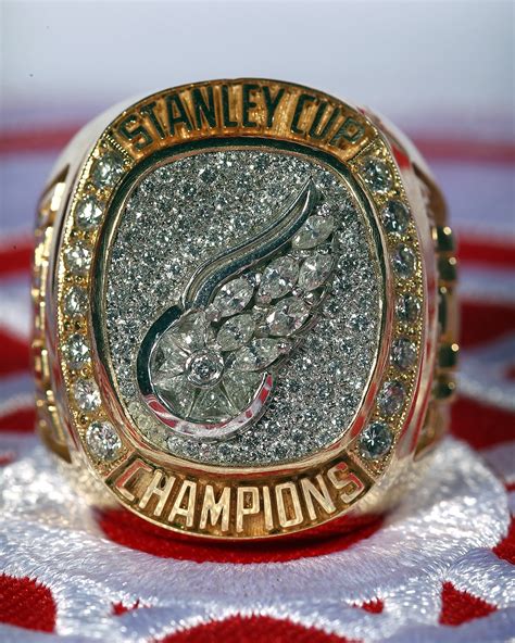 These old Stanley Cup rings show how much the designs have changed - Article - Bardown