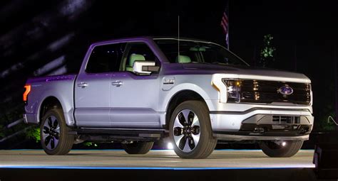 When the 2022 Ford F-150 Lightning Strikes It Will Be a Tesla Killer