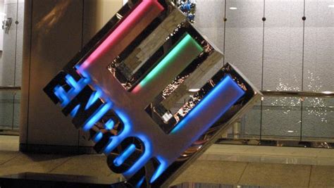 Enron files for bankruptcy - Dec 02, 2001 - HISTORY.com