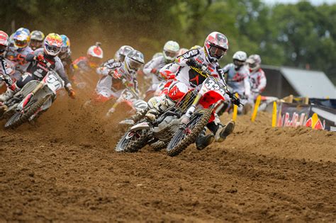 Motocross Track Wallpaper - WallpaperSafari