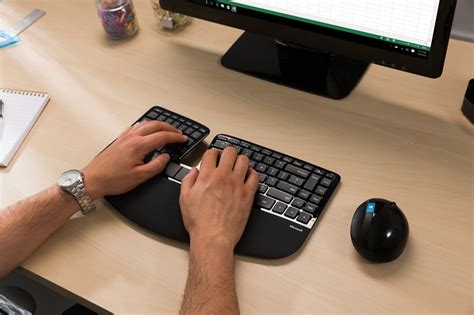 Ergonomic Keyboard and Mouse: How to Make a Pain-free Purchase - COS