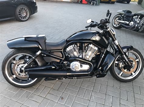 Harley-Davidson VRSC VRSCF V-Rod Muscle Custom (11'000€ Net Export) 1 200 cm³ 2014 ...