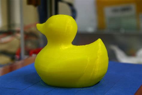 Giant ducky | This giant 3D-printed ducky is an up-scaled ve… | Flickr