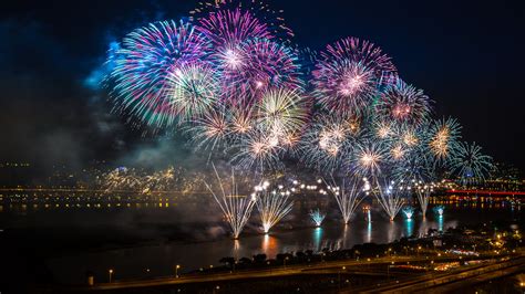 🔥 [46+] Fireworks HD Wallpapers | WallpaperSafari