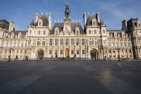 Top 15 Monuments and Historic Sites in Paris