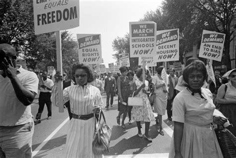 Rosa Parks - CIVIL Rights movement