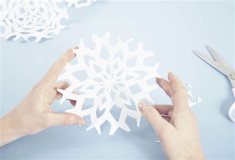 9 Amazing Snowflake Templates and Patterns