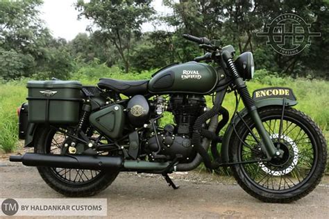 Royal Enfield Bullet 350 'Encode' by Haldankar Customs