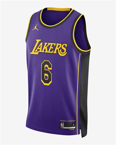 Los Angeles Lakers Statement Edition Jordan Dri-FIT NBA Swingman Jersey. Nike.com