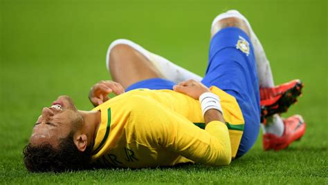 Neymar injury: Brazil star confident he'll return for World Cup - Sports Illustrated