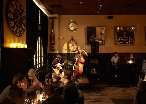 Dinner and a Show: Top Restaurants with Live Music in Philadelphia