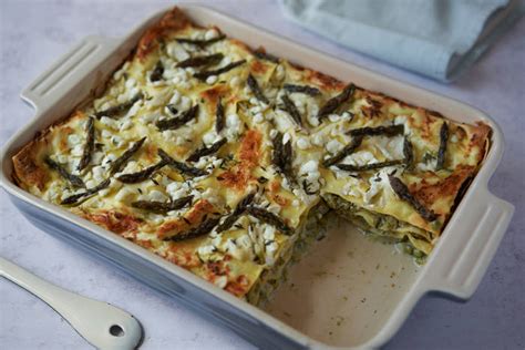 Jamie Oliver's 30 Minute Meals: Summer Veg Lasagne recipe | Hot Cooking food blog