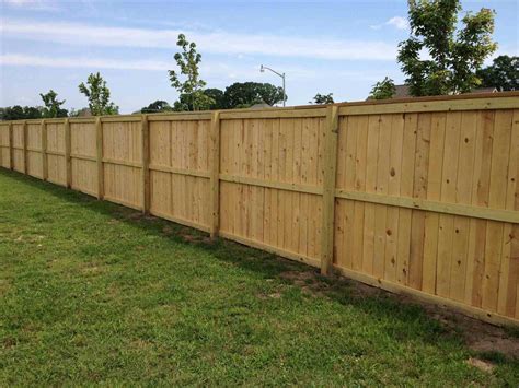 10+ Wood Fence Types And Styles – HOMYRACKS