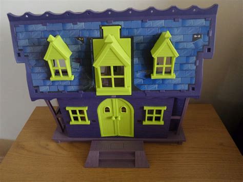 Scooby Doo Mystery Mansion Playset from Character: A Review - Jacintaz3