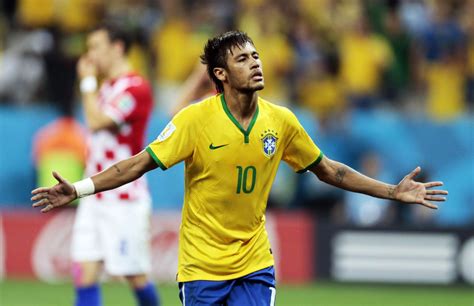 Brazil 3-1 Croatia: Neymar steals the show in the World Cup debut | Football Gate