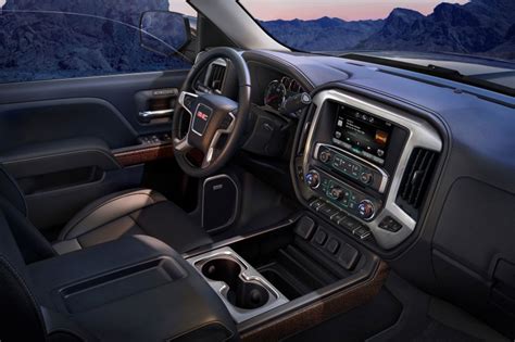 2018 GMC Sierra 1500 Pictures - 262 Photos | Edmunds