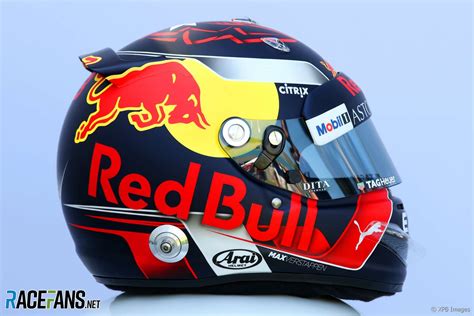 Red Bull drivers helmets of 2019? : r/formula1