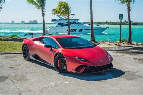 Rent Lamborghini in Miami Beach - Pugachev Luxury Car Rental