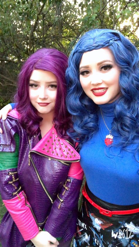 Disney Descendants mal and evie costumes | Evie costume, Evie halloween costume, Evie costume ...